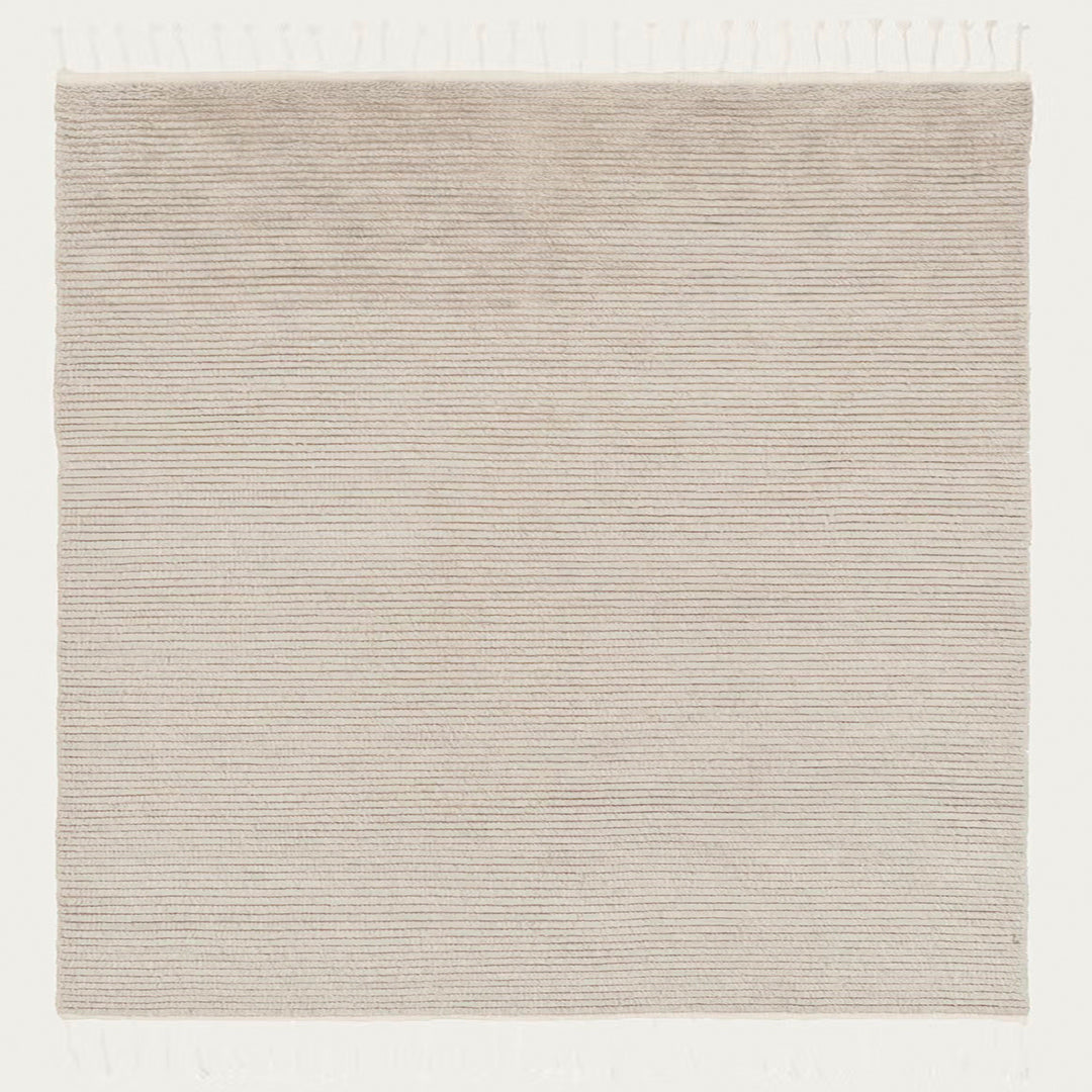 Malawi Wool Rug – Hand-Knotted Artisanal Design with Tassels