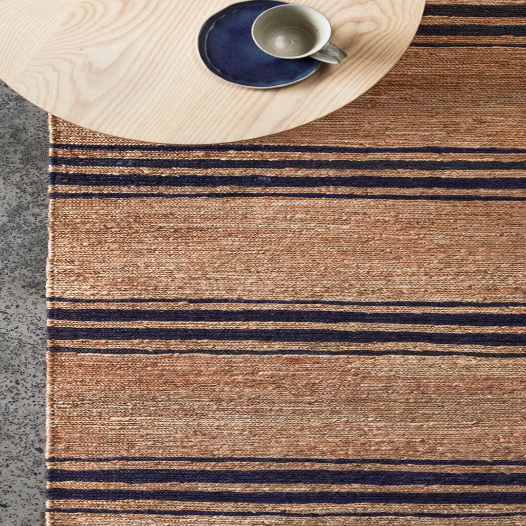 River Jute Rug – Handwoven Natural Elegance