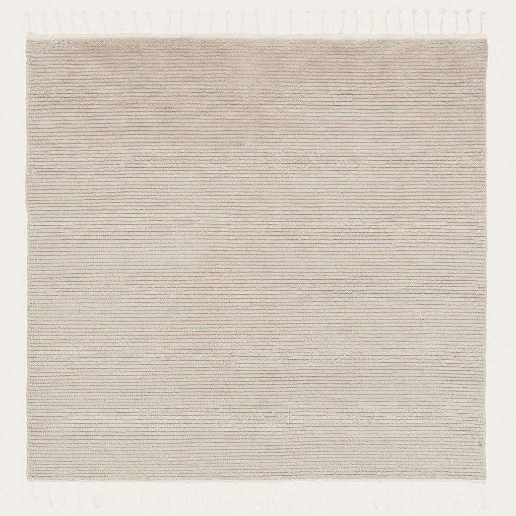 Malawi Wool Rug – Hand-Knotted Artisanal Design with Tassels