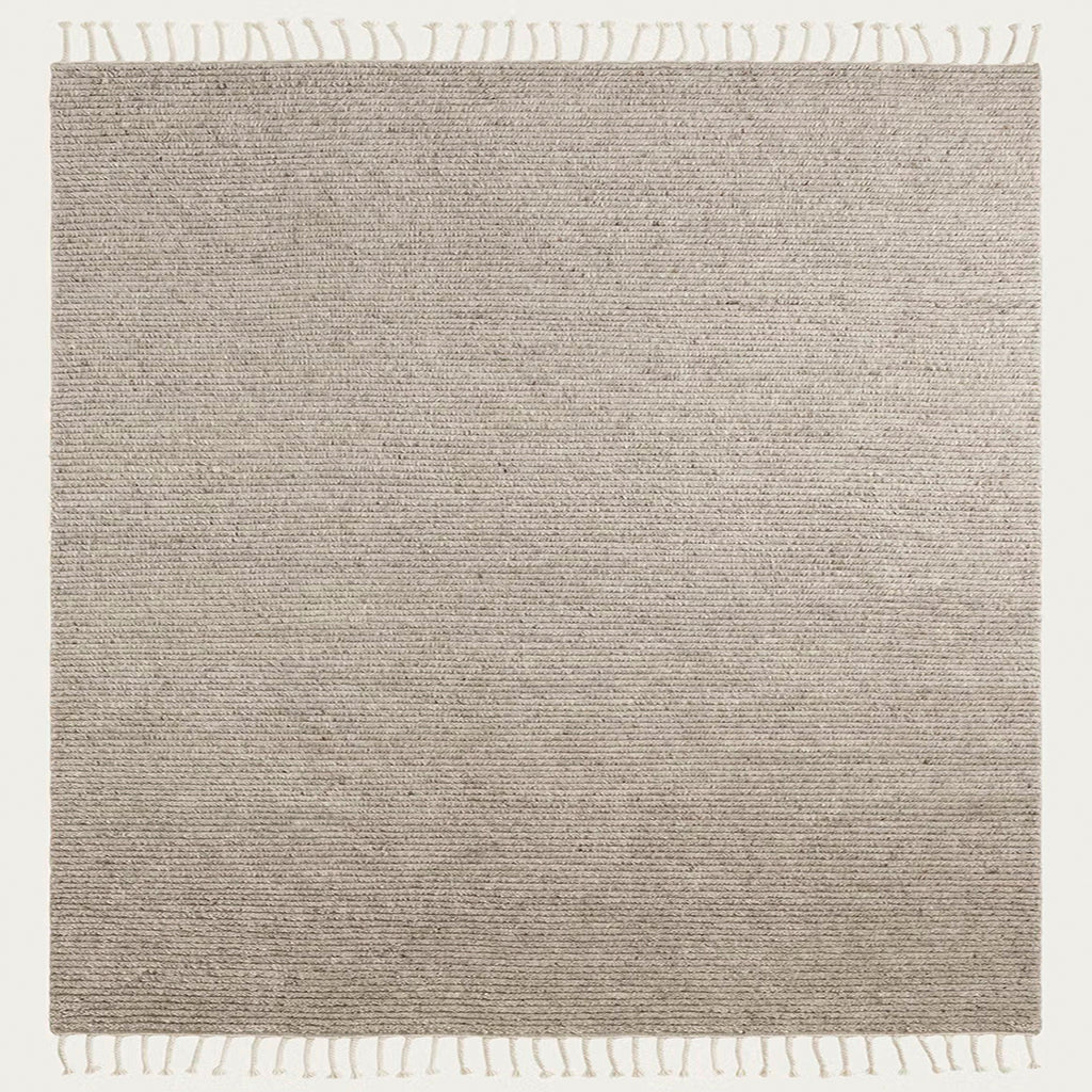Malawi Wool Rug – Hand-Knotted Artisanal Design with Tassels