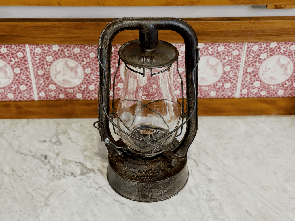 🔥 Lanora Hurricane 1940s Kerosene Lantern – Made in Australia 🇦🇺