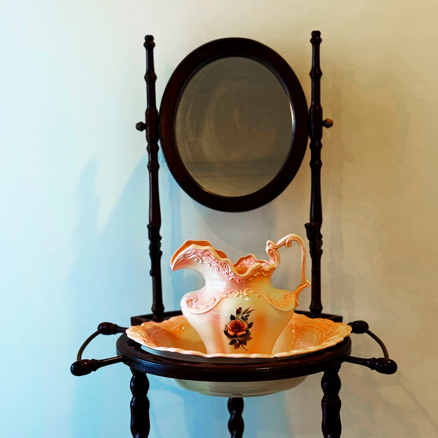 🪞 Victorian Barley-Twist Washstand with Mirror & Jug Set