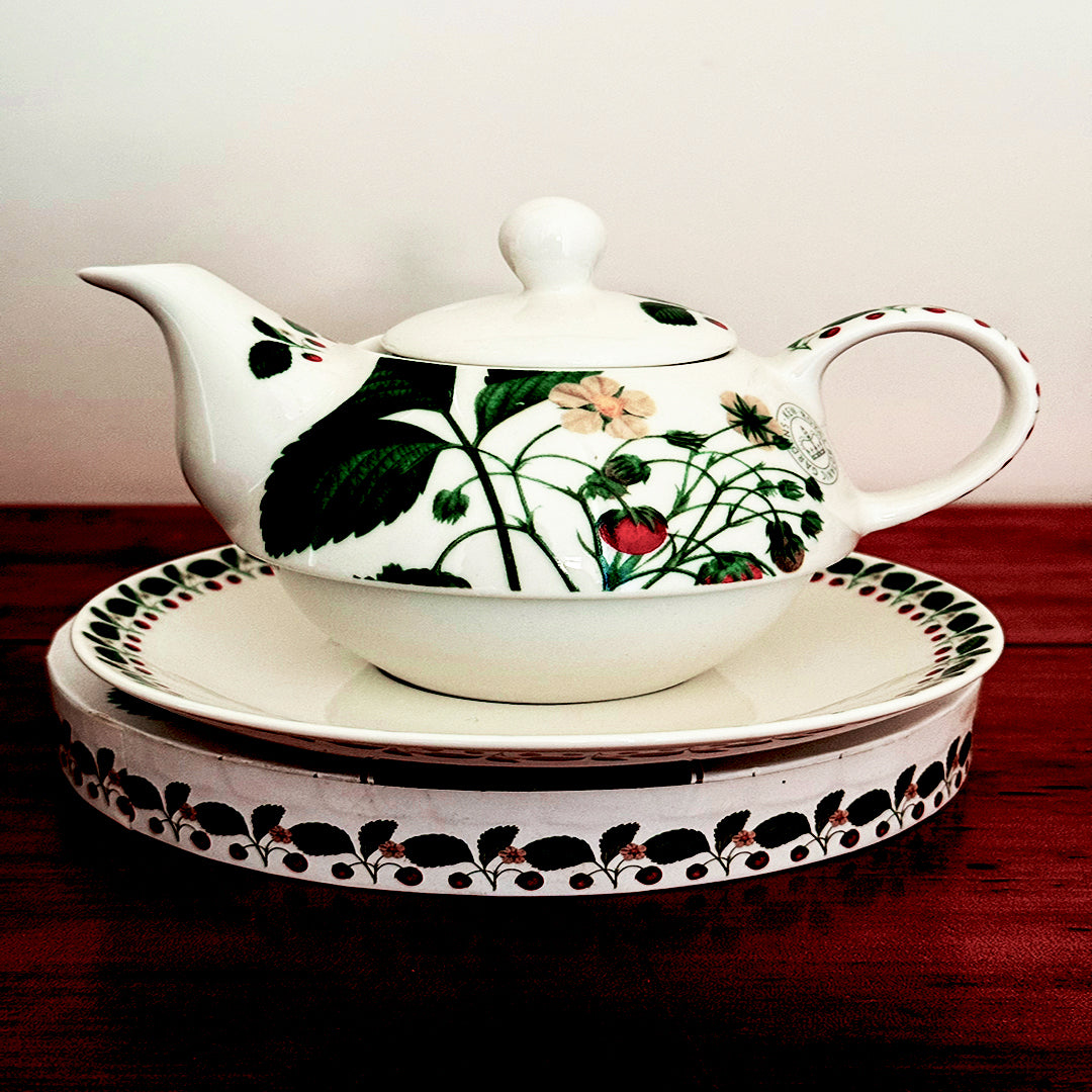 🫖🍓 Kew Gardens ‘Wild Strawberries’ Tea for One & Saucer Set