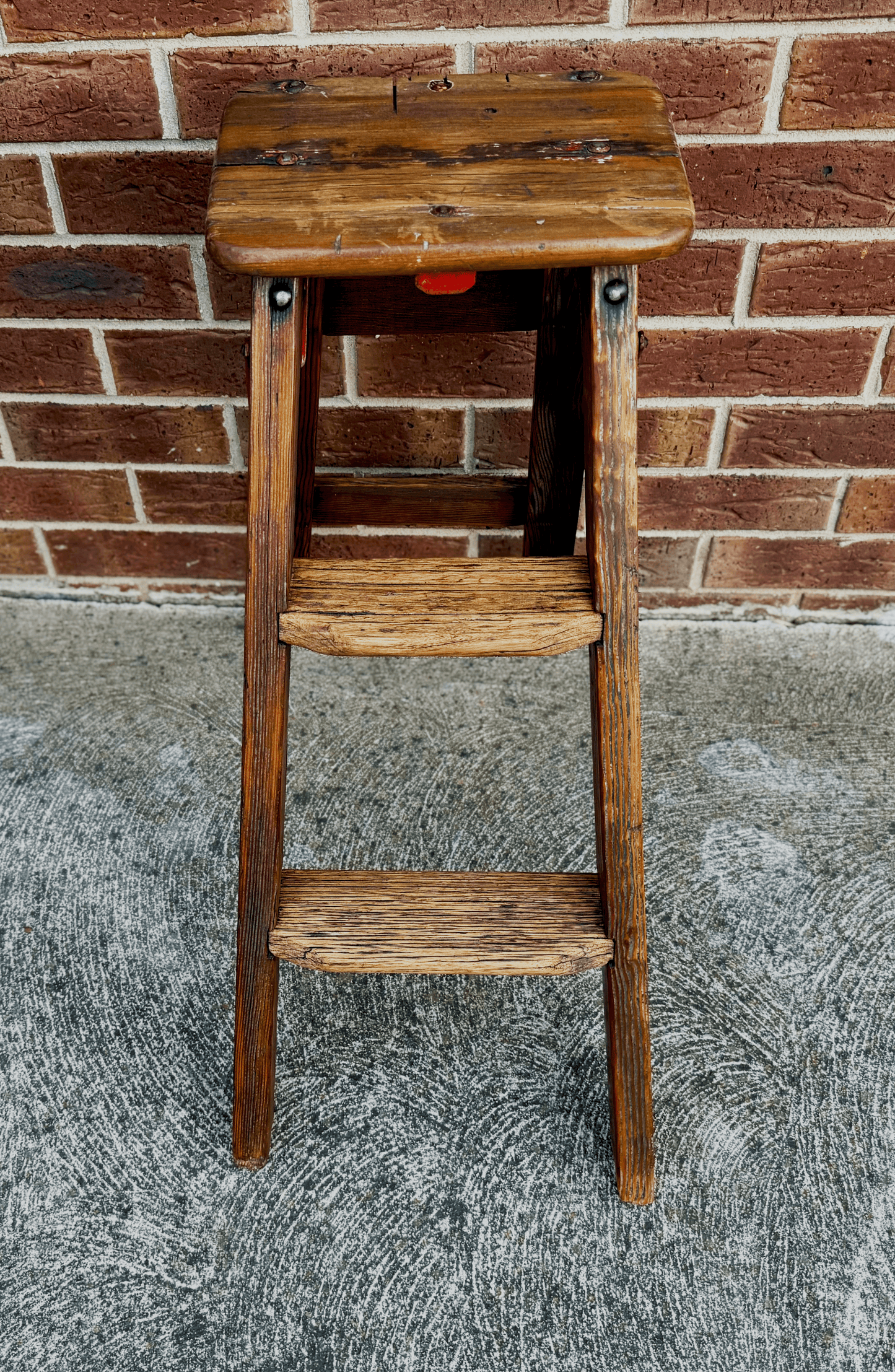 🌿 Charming Little Vintage Wooden Ladder 🪵✨