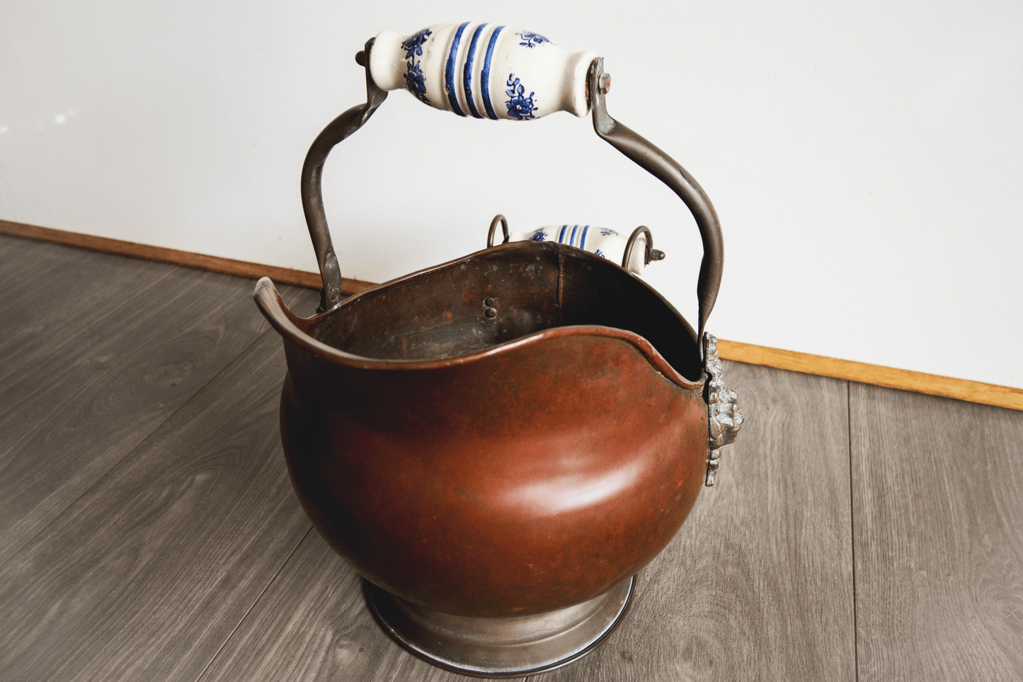 Antique Copper Coal Scuttle with Delft Porcelain Handles