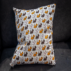Disney Aristocats pillow cover featuring Marie and other characters from the movie, bringing Disney magic and charm to your décor. Reversible 